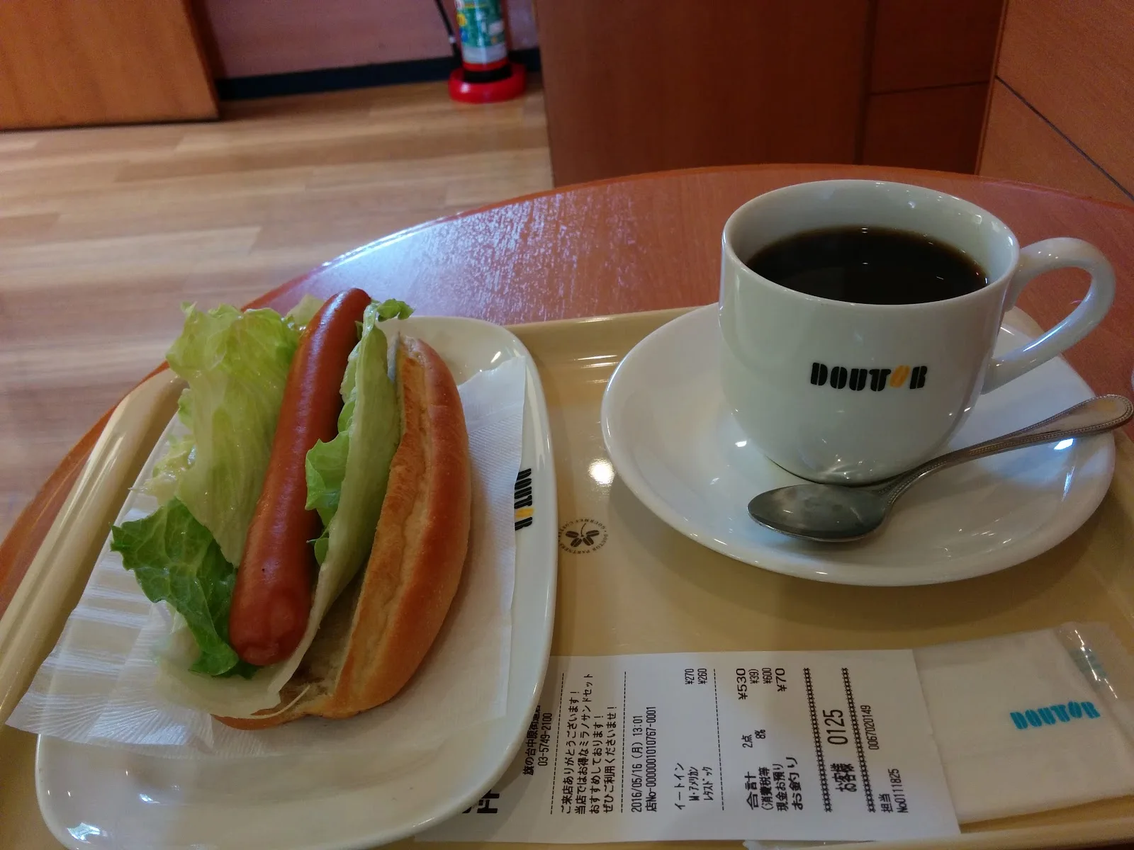 ドトールコーヒーショップ 旗の台店 · 11